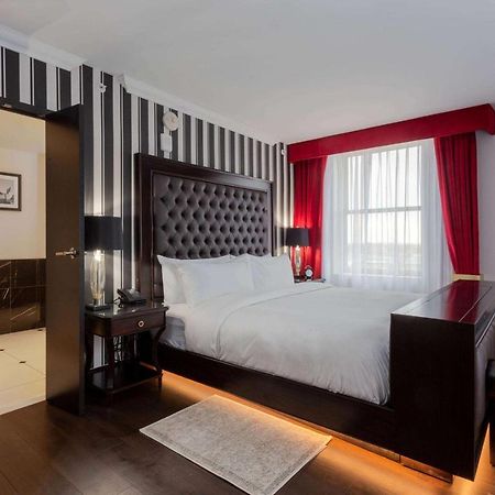 Hotel Retlaw, Trademark Collection By Wyndham Фон-дю-Лак Экстерьер фото