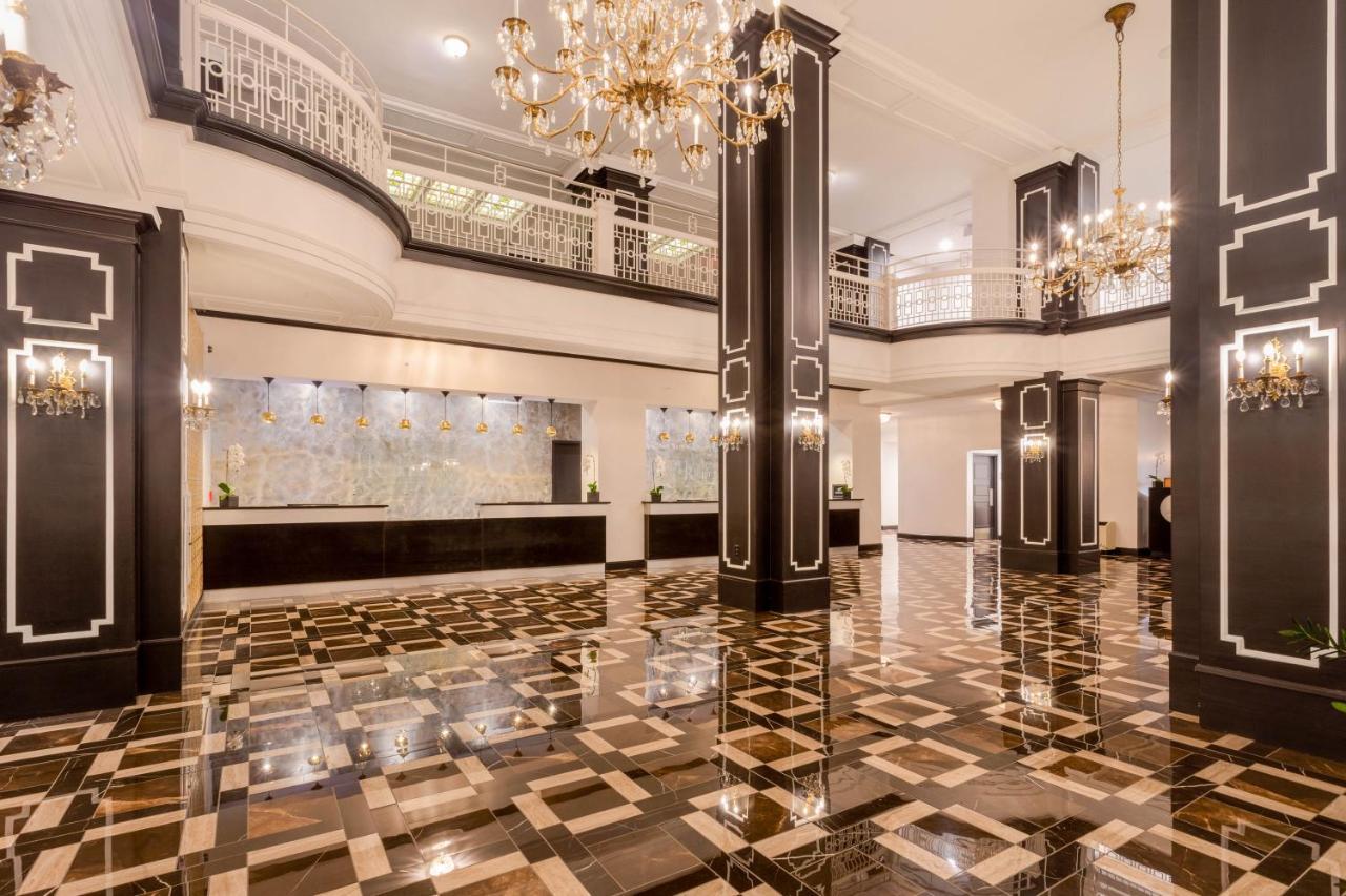 Hotel Retlaw, Trademark Collection By Wyndham Фон-дю-Лак Экстерьер фото